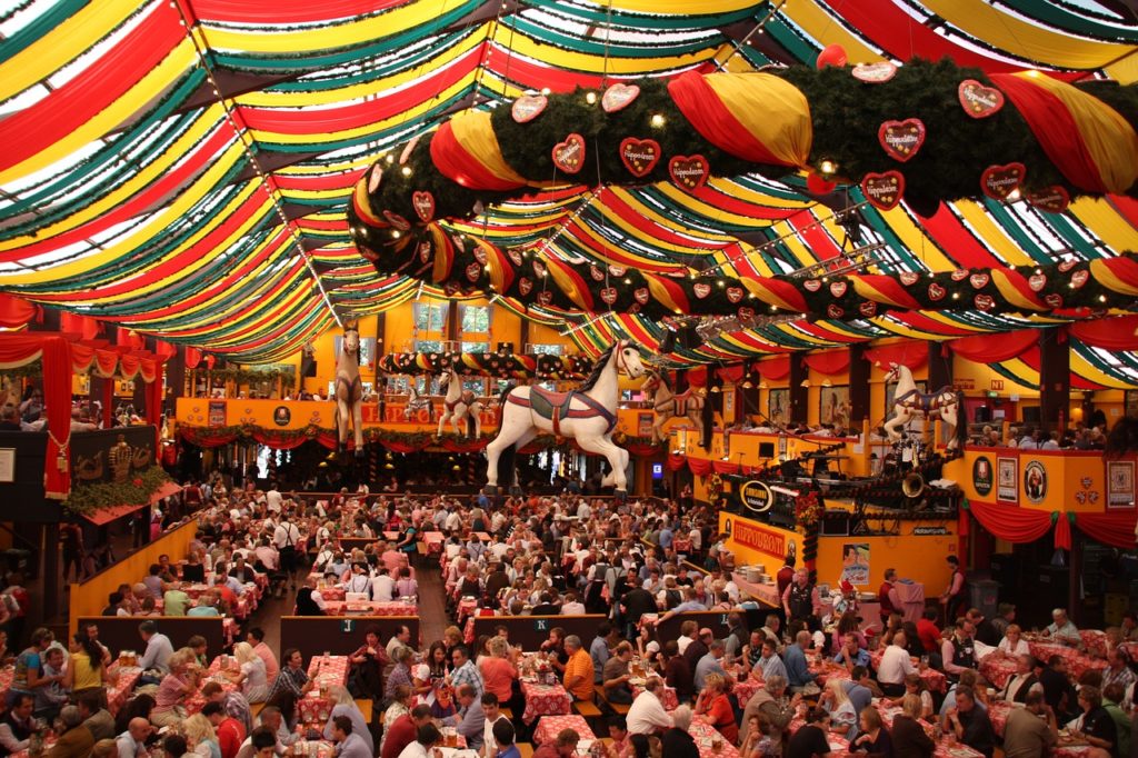 interrailing in deutschland - oktoberfest in münchen